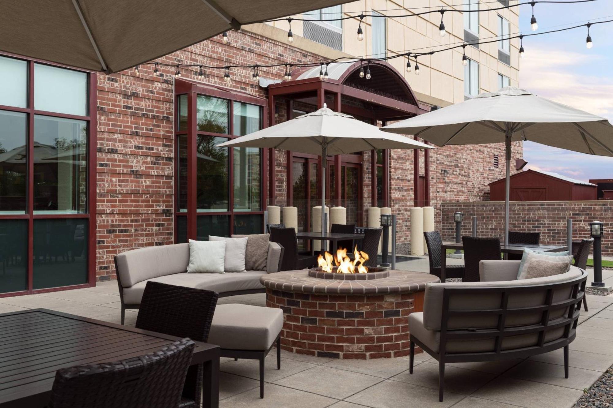 Courtyard By Marriott Denver Airport Exterior foto