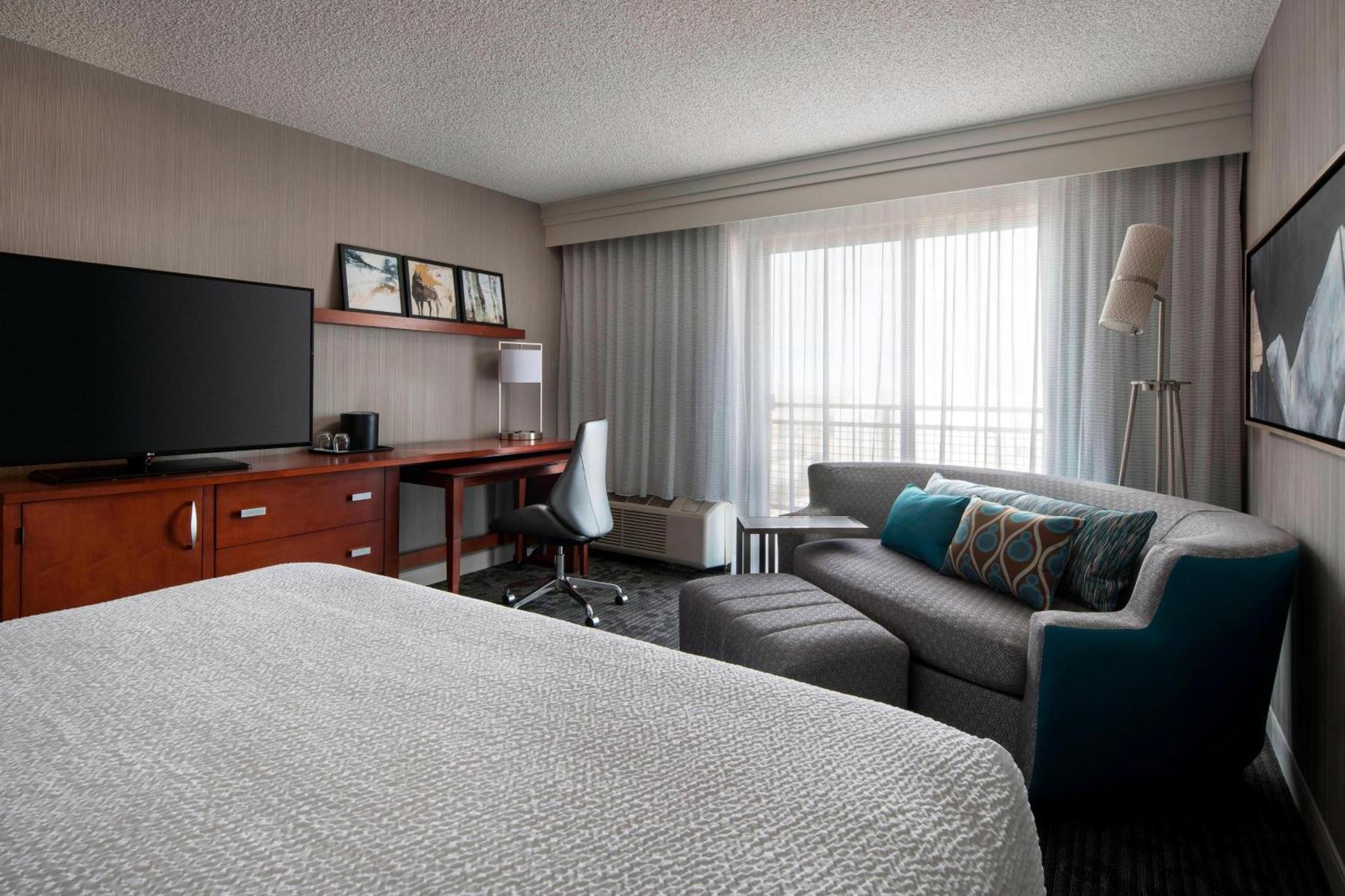 Courtyard By Marriott Denver Airport Exterior foto